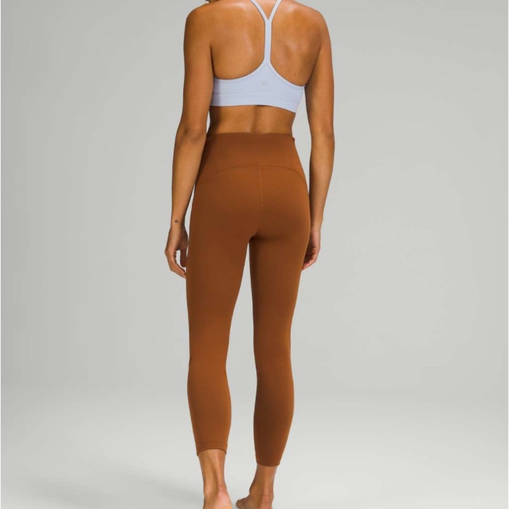 ✨Lululemon Instill High-Rise Tight 25"
Copper Brown size 4
